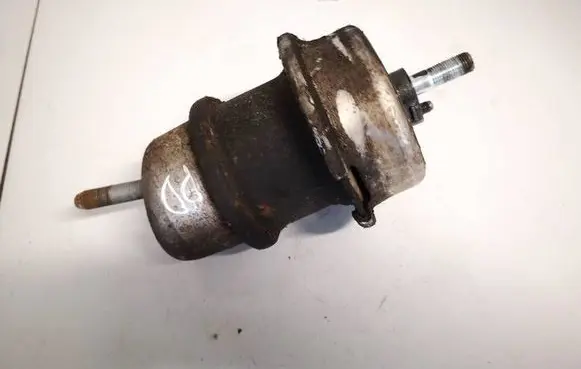 Engine mount bracket