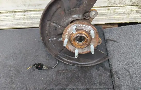 Opel Mokka Front wheel hub