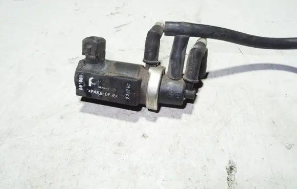 Audi A6 S6 C5 4B Turbo solenoid valve 059906627