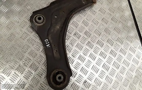 Renault Laguna III Front lower control arm/wishbone 