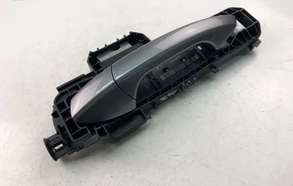 Mercedes-Benz CLS C218 X218 Front door exterior handle A2047600170