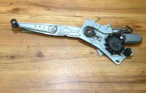 Renault Laguna I Sliding door window regulator with motor 400370a