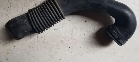 BMW 5 E39 Air intake hose/pipe 12312246184