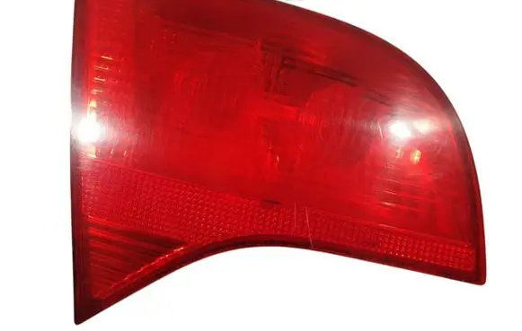 Audi A4 S4 B7 8E 8H Tailgate rear/tail lights 8E9945093 484571