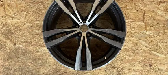 BMW X7 G07 R21 alloy rim 8074220 K87077K