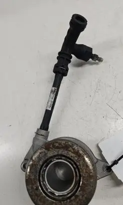 Volvo V70 Clutch release bearing slave cylinder 