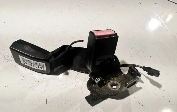 Renault Laguna III Middle seatbelt buckle (rear) 