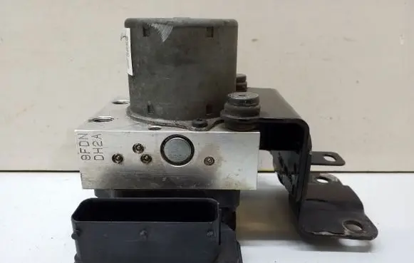 Hyundai i40 ABS Pump 589203Z700 9FDNDH2A BE60031550