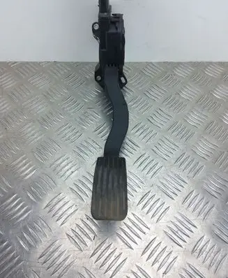Peugeot 208 Accelerator throttle pedal 9671433780