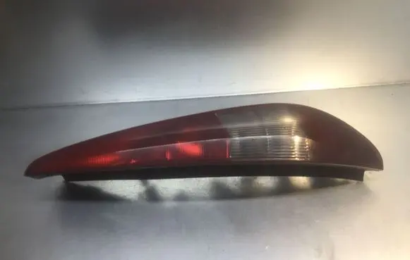 Ford Mondeo Mk III Rear/tail lights 1S7113405