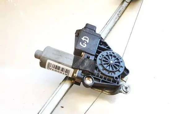 Opel Zafira A Rear door window regulator motor 119734XXX