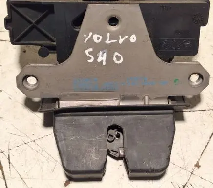 Volvo S40 Tailgate lock latch 4N51F442A66 223605