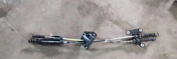 Volkswagen Crafter Gear shift cable linkage 7C1711877B