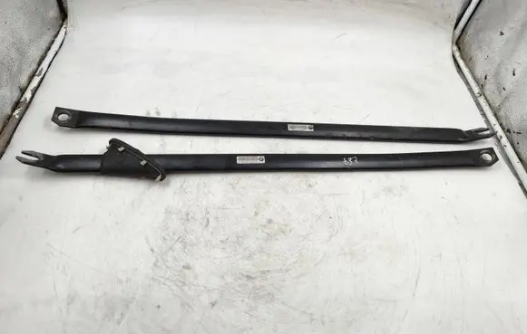 BMW 1 E81 E87 Other engine bay part DS716764303A