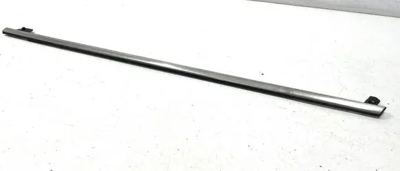 Front door glass trim molding
