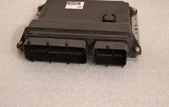 Lexus CT 200H Engine control unit/module 8966176180 2756003270