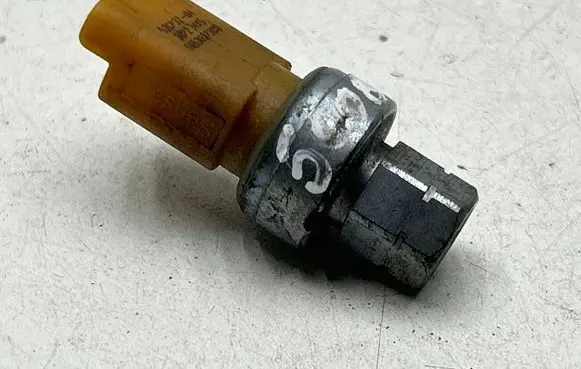 Air conditioning (A/C) pressure sensor