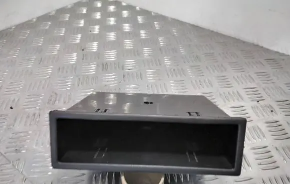 Opel Astra G Glove box 90561246 8061165