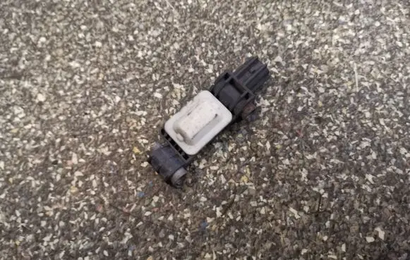 Audi A4 S4 B7 8E 8H Airbag deployment crash/impact sensor 8E0959651A