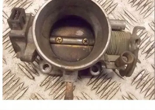Hyundai Coupe Throttle valve