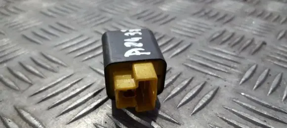 Hyundai H-100 Other relay 3919032480 39190-32480