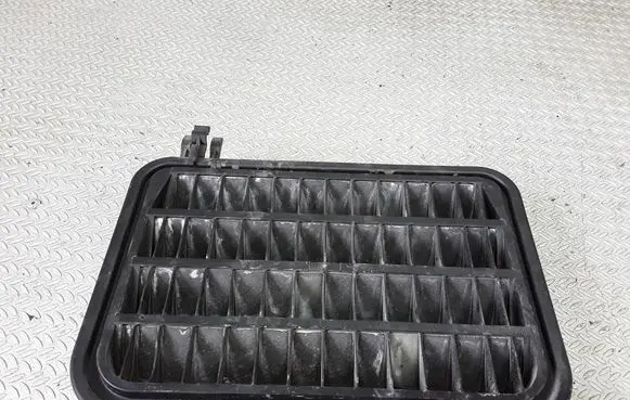 Mercedes-Benz S W220 Quarter panel pressure vent 1408300042