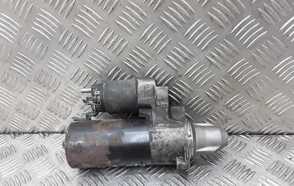 Mercedes-Benz E W211 Starter motor 1005831549
