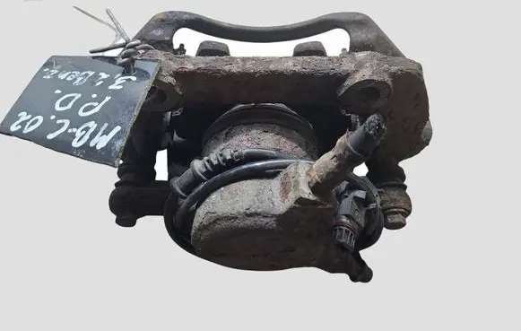 Mercedes-Benz C W203 Front brake caliper
