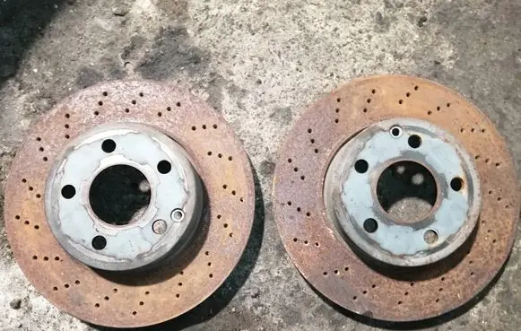 Mercedes-Benz C W204 Rear brake disc A2044230912 A2044231512