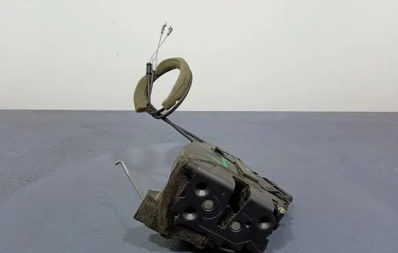 Mazda 3 I Front door lock 3N6A-A21813KN