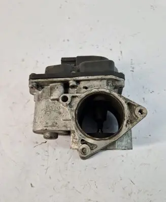 Volkswagen PASSAT B6 Electric throttle body valve 03L131501K