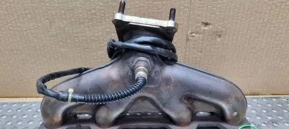 Volkswagen Golf IV Exhaust manifold 06A253031
