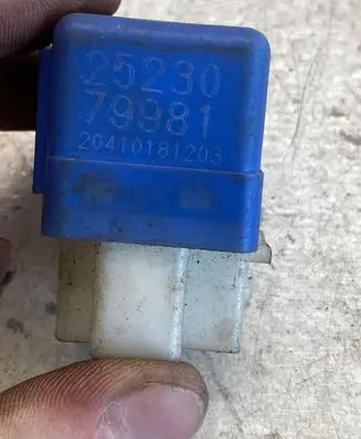 Nissan X-Trail T30 Other relay 25230