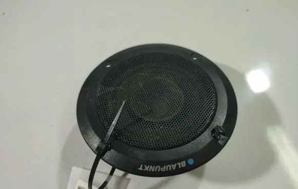 Volkswagen Transporter - Caravelle T5 Front door speaker 