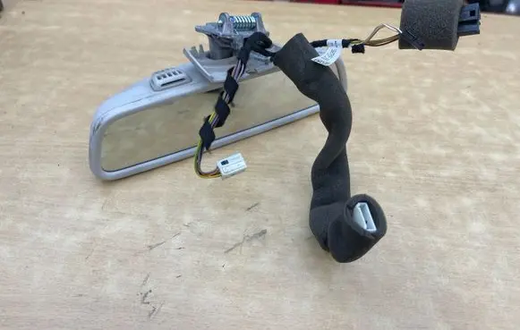 Mercedes-Benz E W212 Rear view mirror (interior) A2128101017