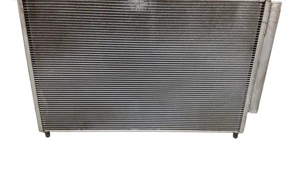 Toyota Avensis T270 A/C cooling radiator (condenser) 8845012280 8845002360 TYS3300290