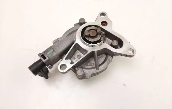 Renault Laguna III Vacuum pump 8200845984