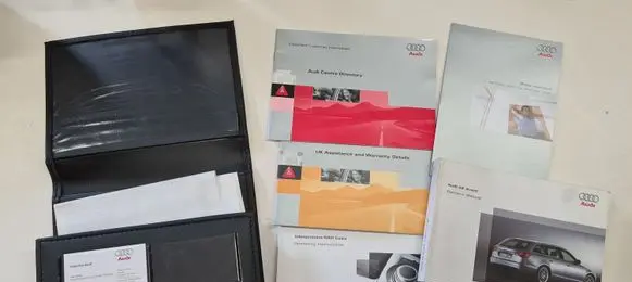 Audi A6 S6 C6 4F Owners service history hand book 