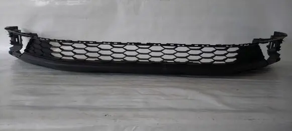 Volkswagen Tiguan Front bumper lip 5NA805903