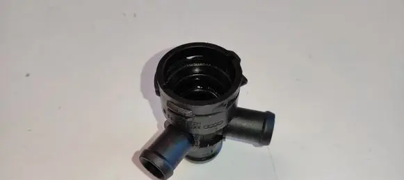 Audi A4 S4 B8 8K Engine coolant pipe/hose 8K0122293