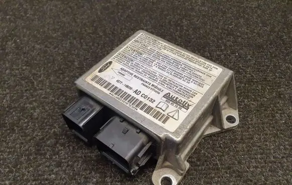 Ford Mondeo Mk III Airbag control unit/module 4S7T14B056AD