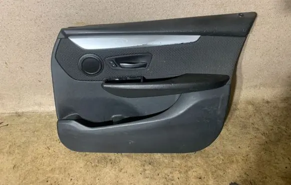 BMW 2 F46 Front door card panel trim 6263591