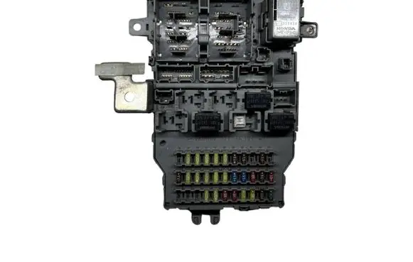 Honda Civic Fuse box set A000011 3E4QFY6H 120905