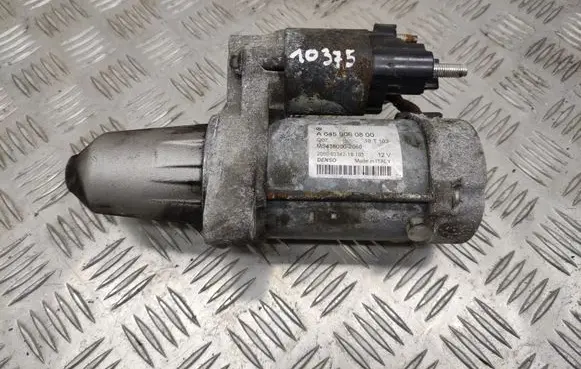 Mercedes-Benz A W176 Starter motor A6459060800