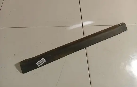 Volkswagen PASSAT B5 Front sill trim cover 3B0853369C