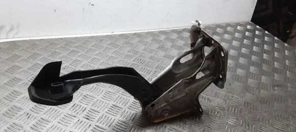 Volkswagen Tiguan Brake pedal 1K1721057AL