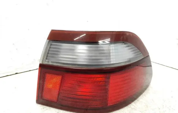 Mazda 626 Rear/tail lights 22061827