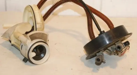 Volkswagen PASSAT B4 In-tank fuel pump 3A9919051E