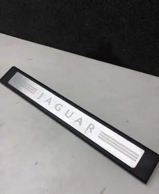Jaguar XF Front sill trim cover 8X2313201A