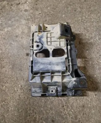 Opel Meriva B Battery box tray 13312806